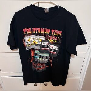 The Stadium Tour 2022 concert shirt size mens large